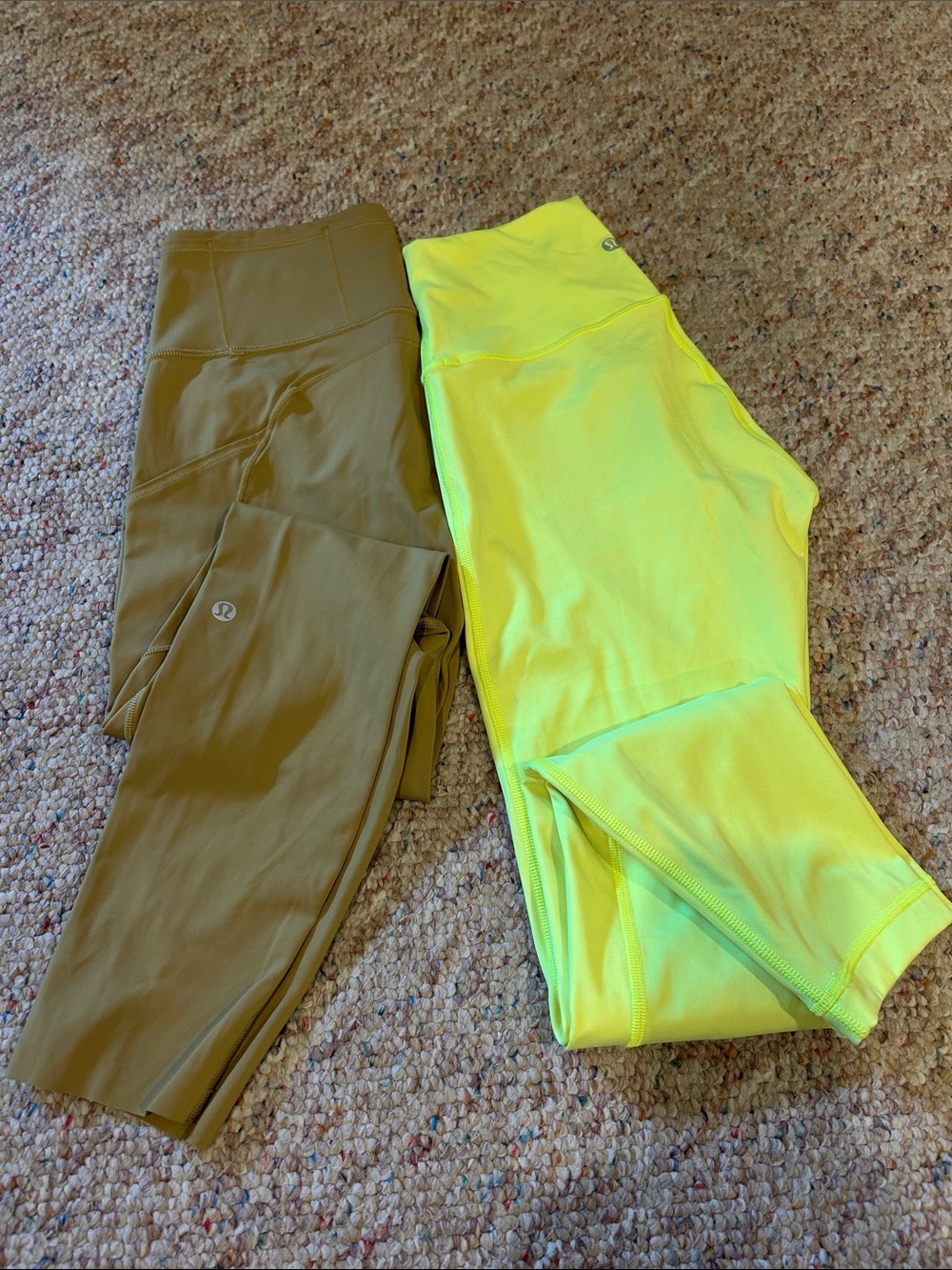 lululemon athletica Leggings in Warm Beige